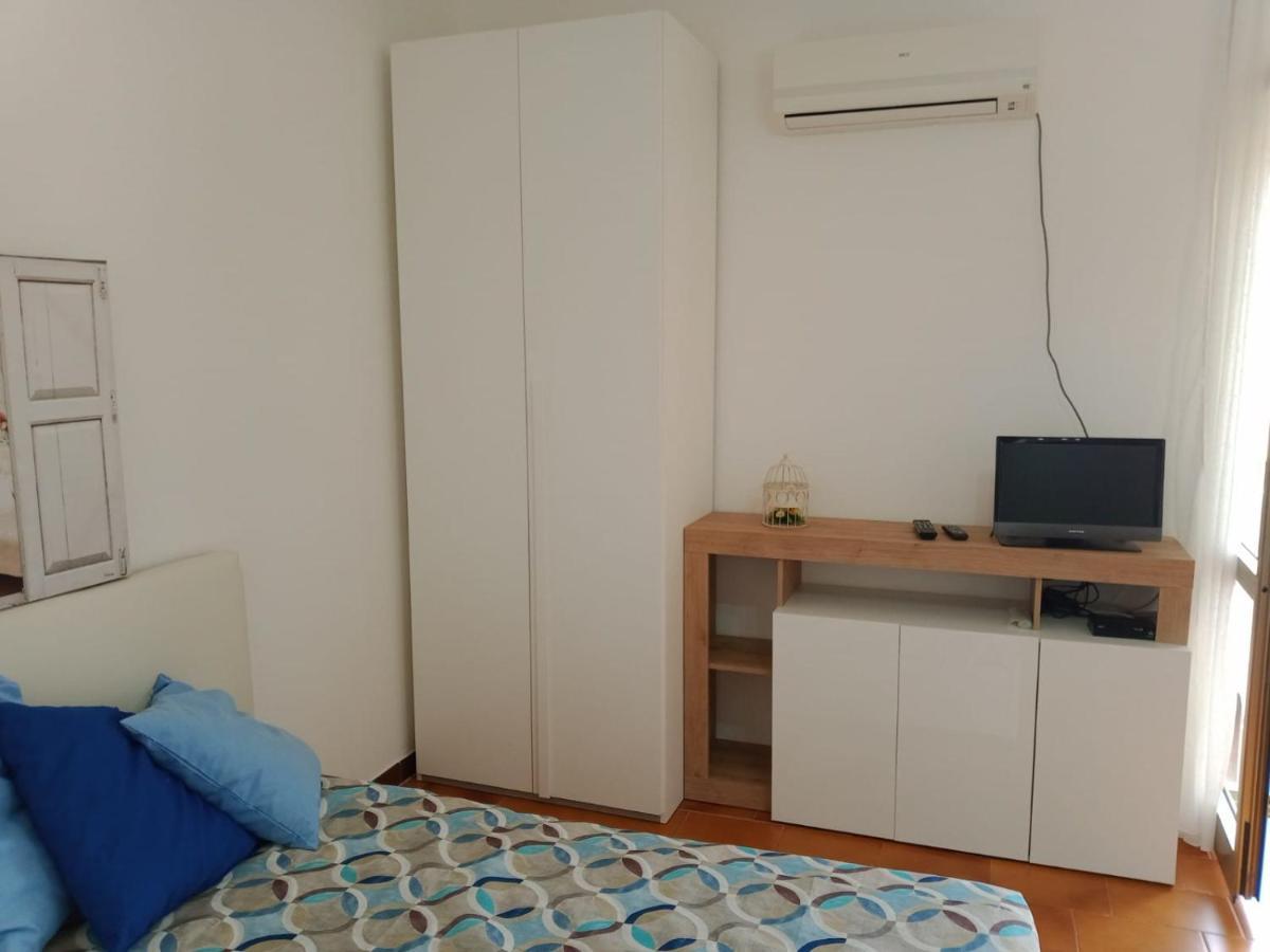 Casa Riva Levante Hotel Галиполи Екстериор снимка