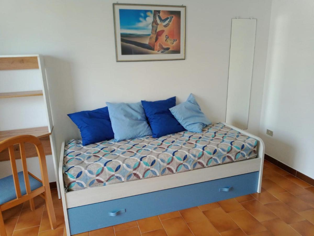 Casa Riva Levante Hotel Галиполи Екстериор снимка